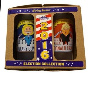 Flying Saucer 2016 Donald & Hillary Drinking glasses